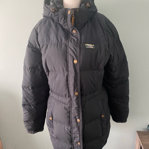 L.L. Bean Classic Down Parka - Picture 10 of 16